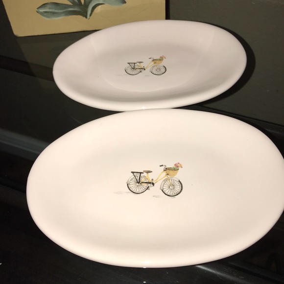 🎉Rae Dunn🎉 - Picture 3 of 4